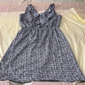 Elegant Black and White Patterned Dress size small